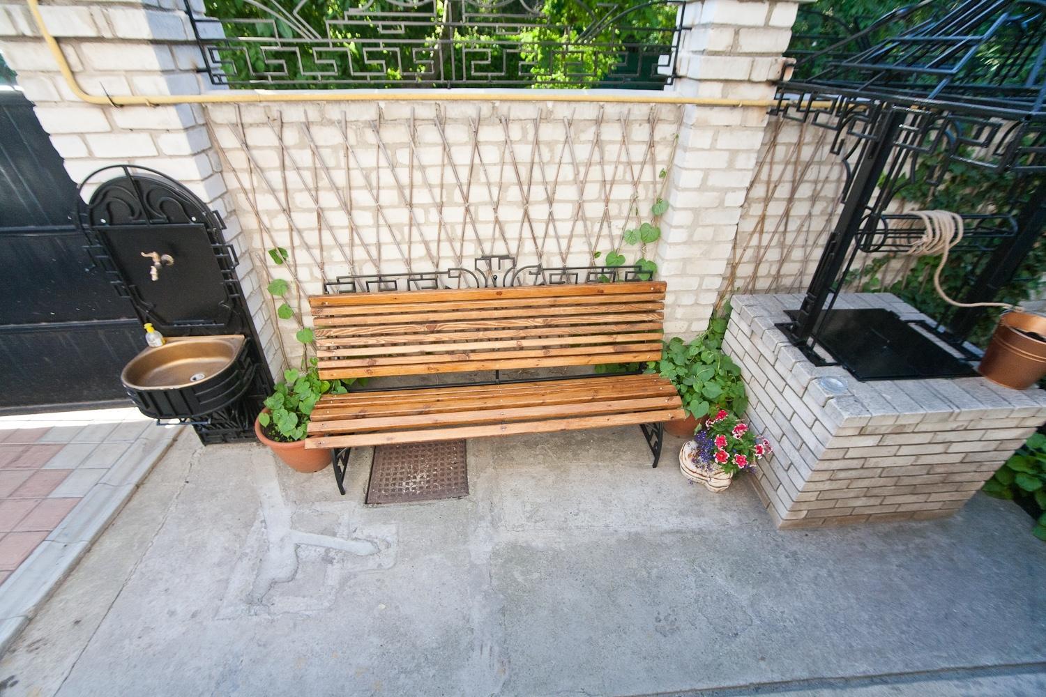 Aparthotel Yuzhniy Dvorik Odessa Exterior foto